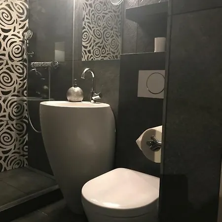 Lägenhet Charly In Gstaad