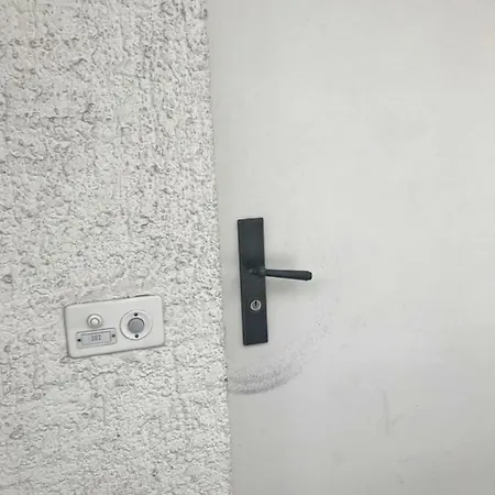 Charly In Lägenhet Gstaad