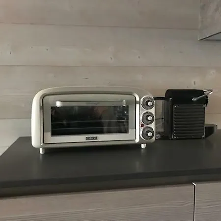 Charly In Lägenhet Gstaad